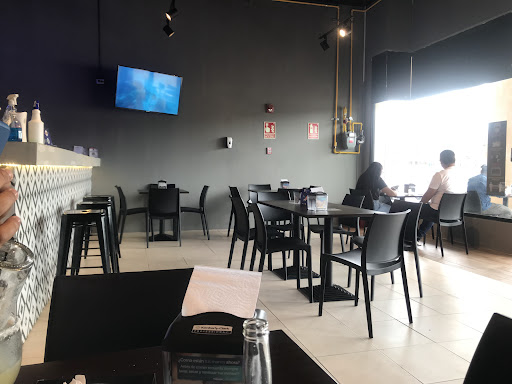 Fosters | Santiago