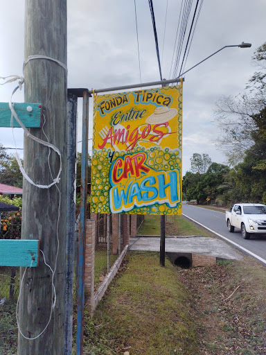 Fonda Típica y Car Wash (Entre Amigos)