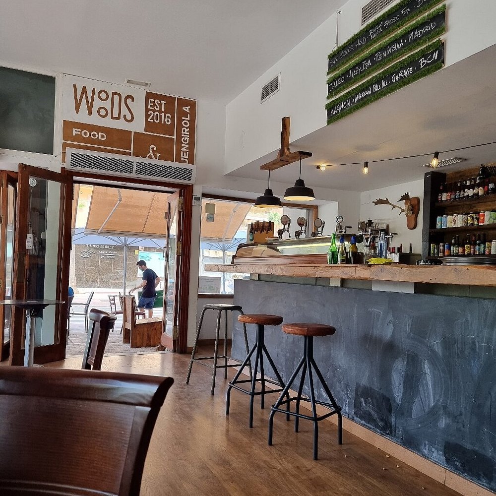Wood’s Bar & Restaurant: Opinión y reseña completa del bar-restaurante